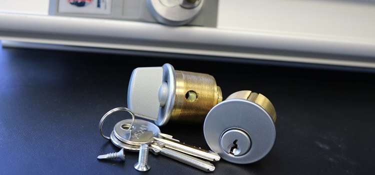Commercial Lock Installation Glendale